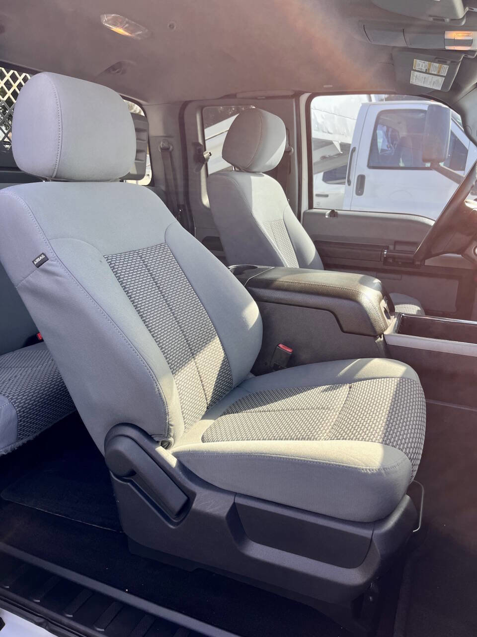 Used 2015 Ford F350 XLT image 21
