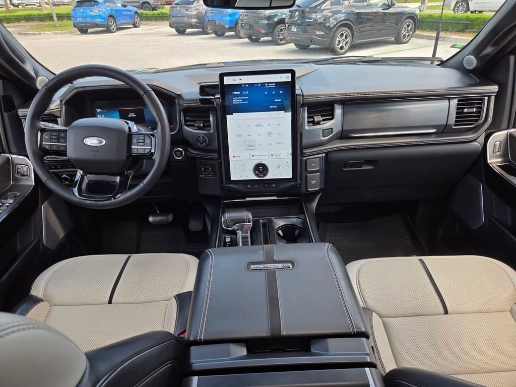 Used 2023 Ford F150 Lightning Platinum AWD/4WD image 31