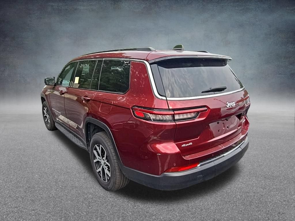 Used 2025 Jeep Grand Cherokee L Limited w/ Trailer Tow Package AWD/4WD image 6