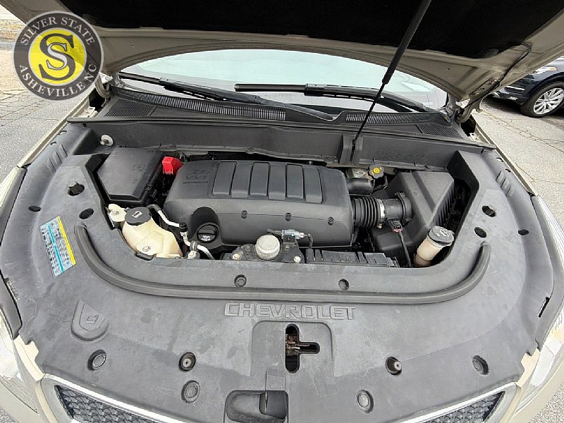 Used 2010 Chevrolet Traverse LT w/ Personal Connectivity Package FWD image 30
