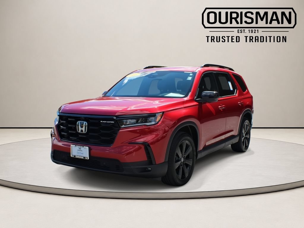 Certified 2025 Honda Pilot Black Edition image 5