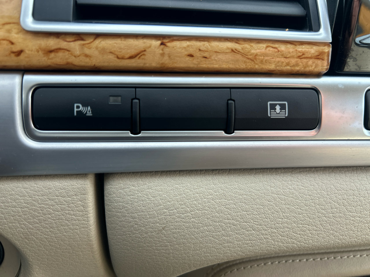 Used 2009 Audi A8 L 4.2 image 26