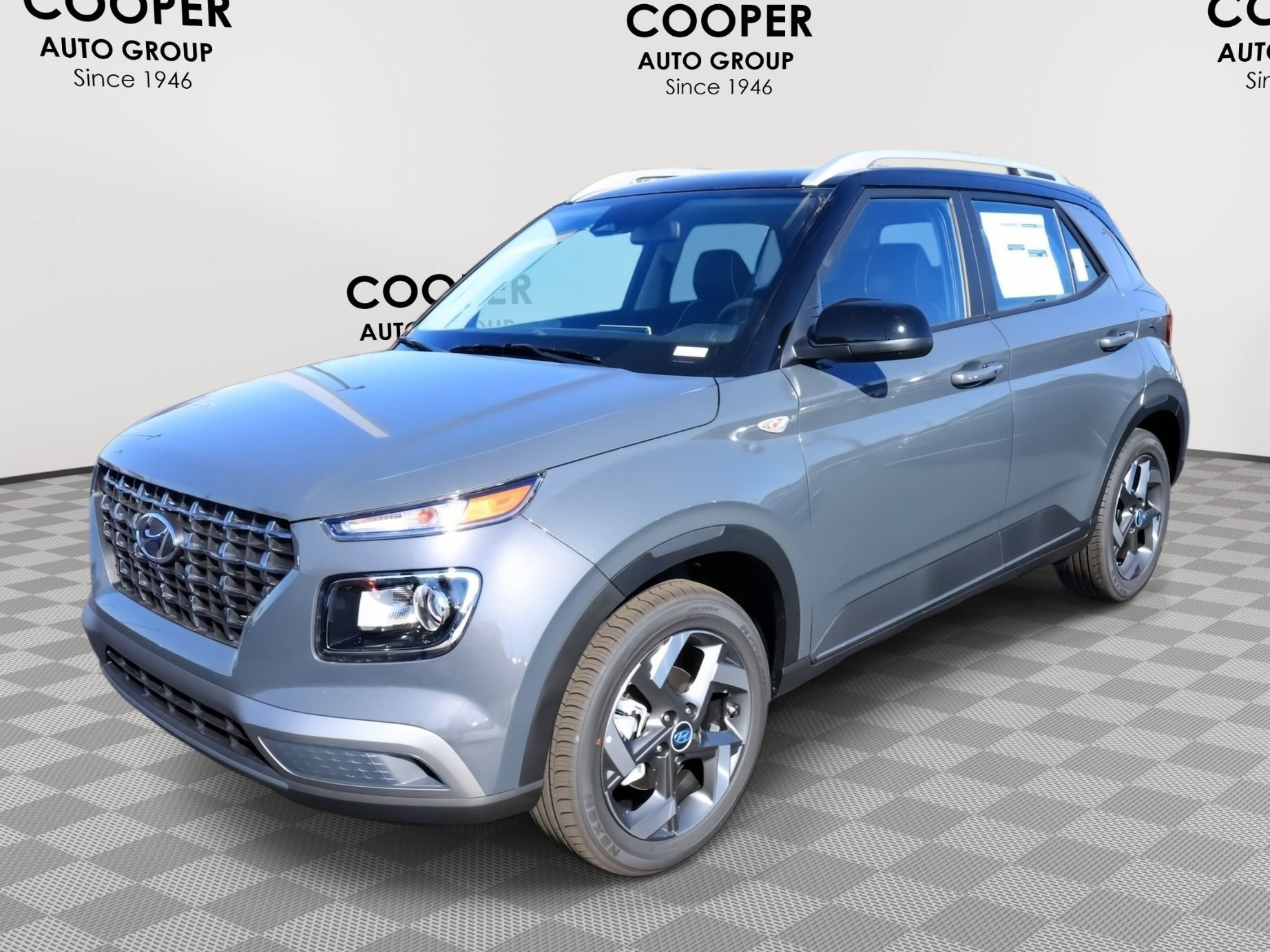 New 2026 Hyundai Venue SEL FWD image 3