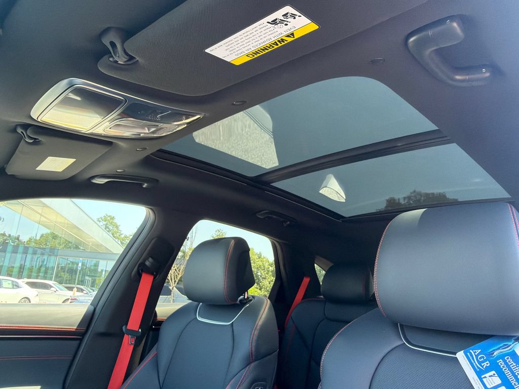New 2027 Genesis GV70 2.5T Sport Prestige AWD/4WD image 36