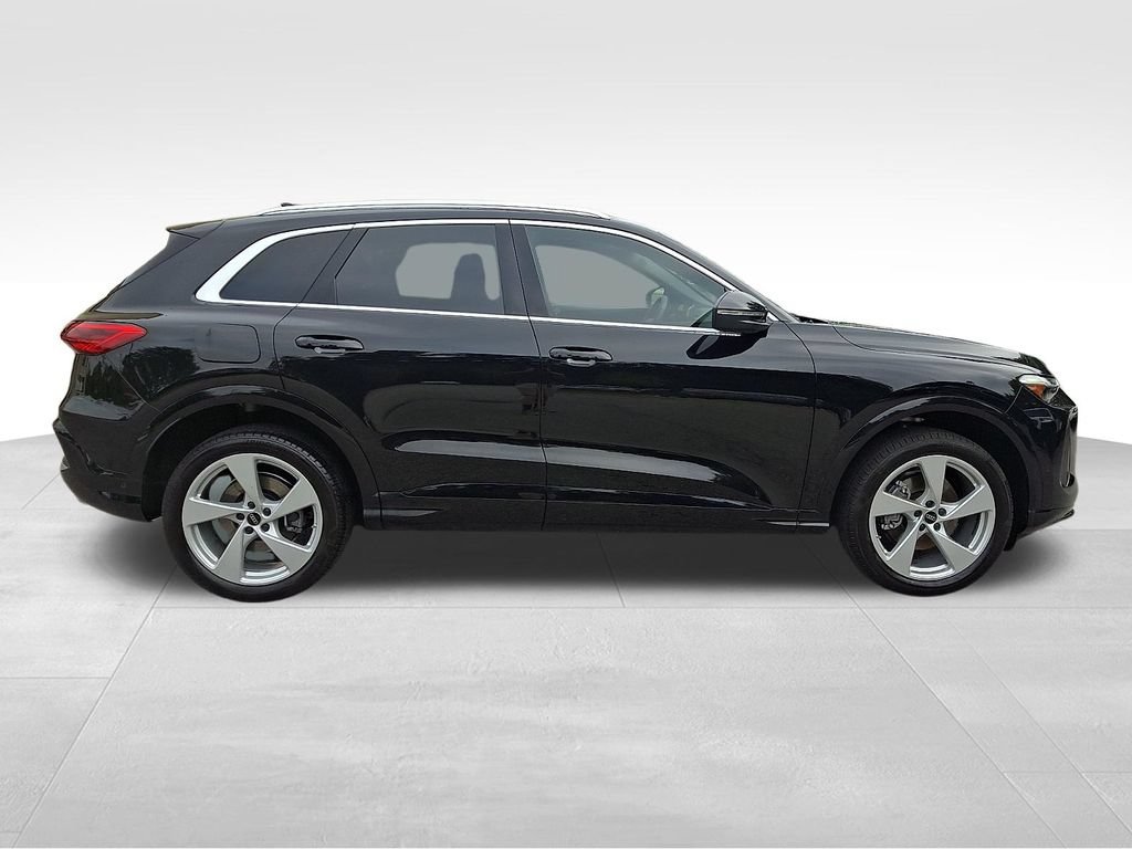 Used 2025 Audi Q5 Premium Plus AWD/4WD image 7