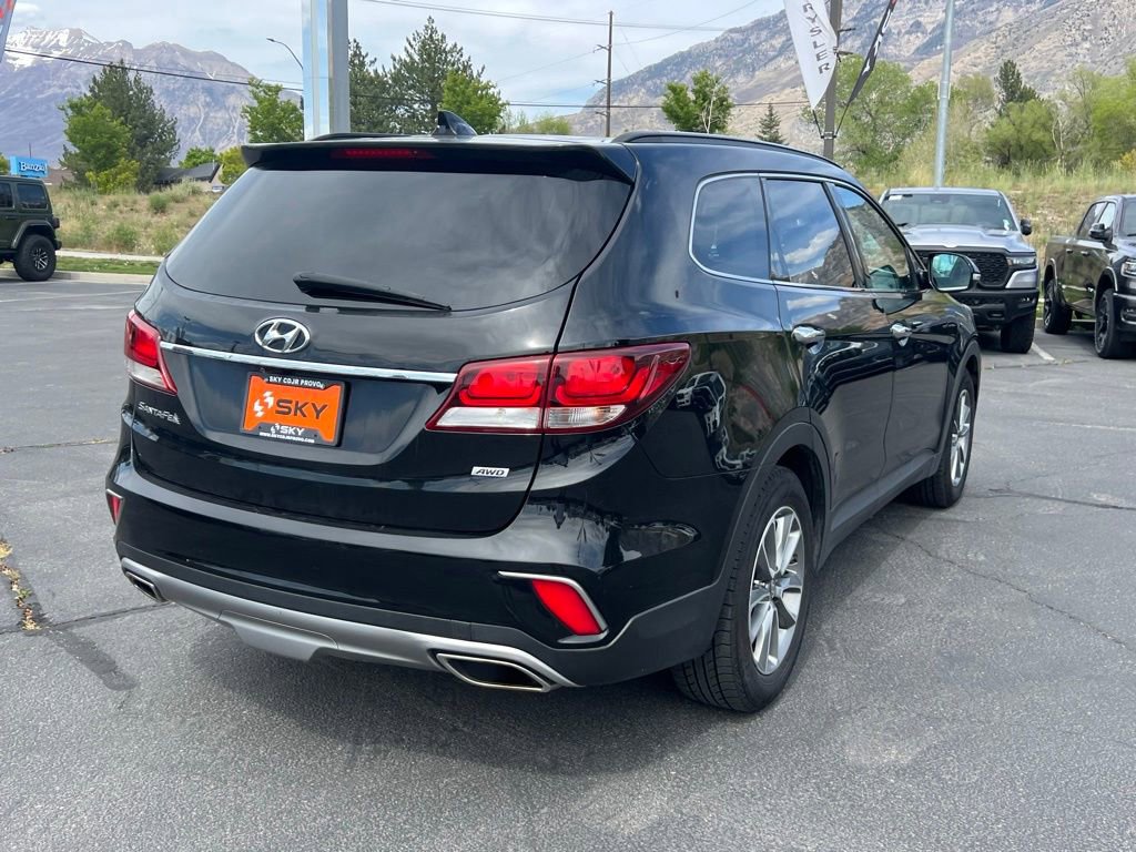 Used 2017 Hyundai Santa Fe SE w/ SE Premium Package 02 AWD/4WD image 8