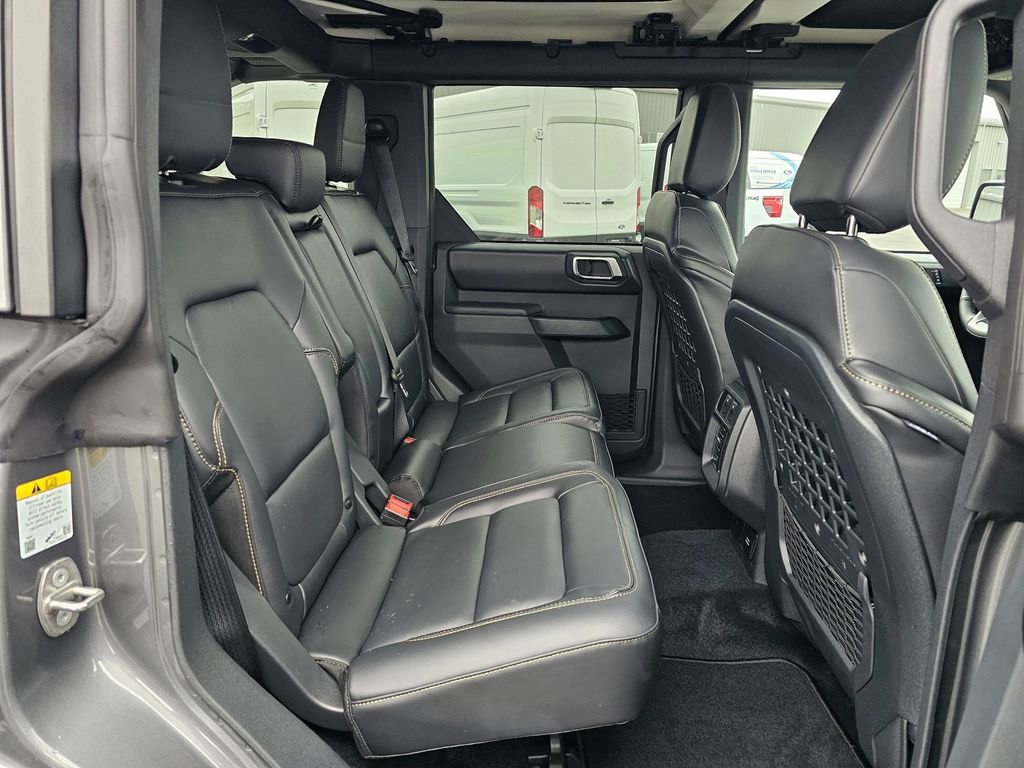 New 2025 Ford Bronco Badlands w/ Sasquatch Package image 13