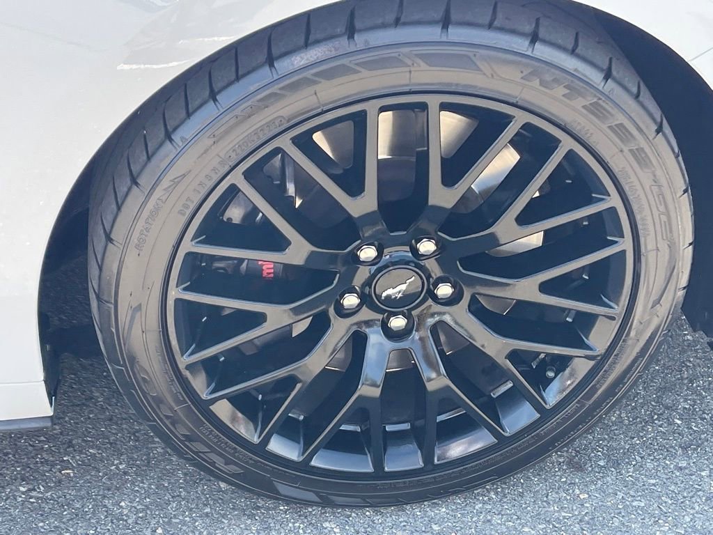 Used 2020 Ford Mustang GT Premium w/ GT Performance Package RWD image 26
