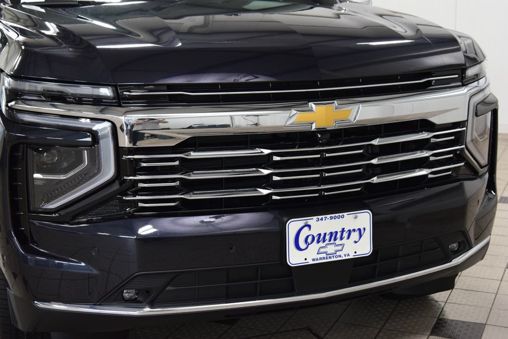 New 2026 Chevrolet Suburban Premier AWD/4WD image 13