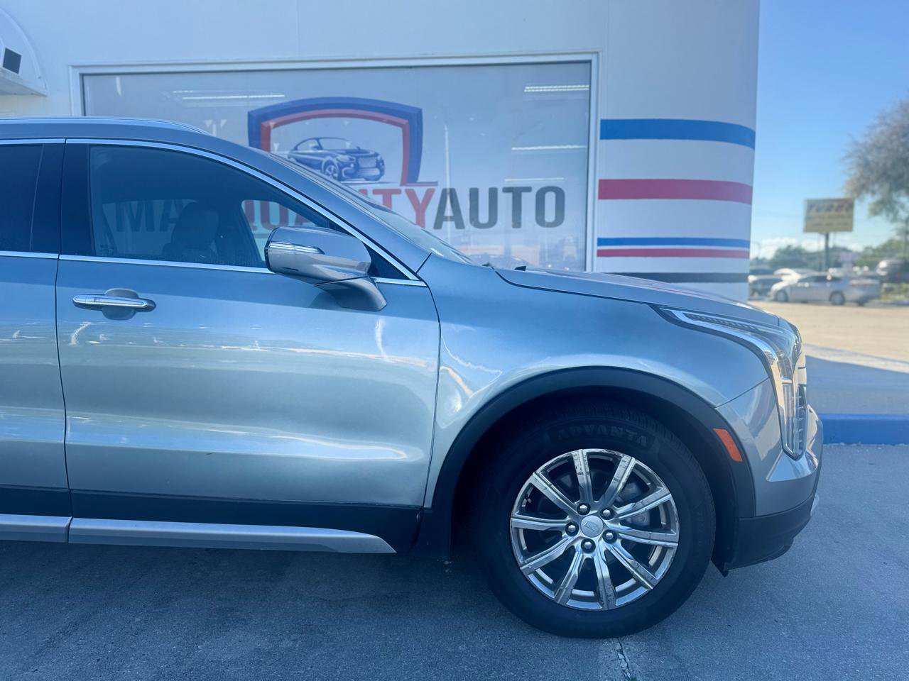 Used 2023 Cadillac XT4 Premium Luxury image 23