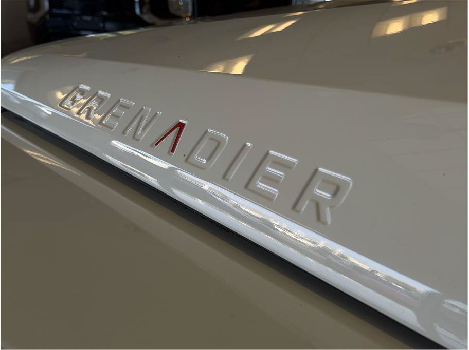 Used 2025 INEOS Grenadier Station Wagon AWD/4WD image 45
