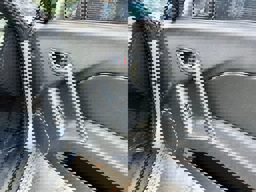 Used 2008 Hyundai Tiburon GT image 23