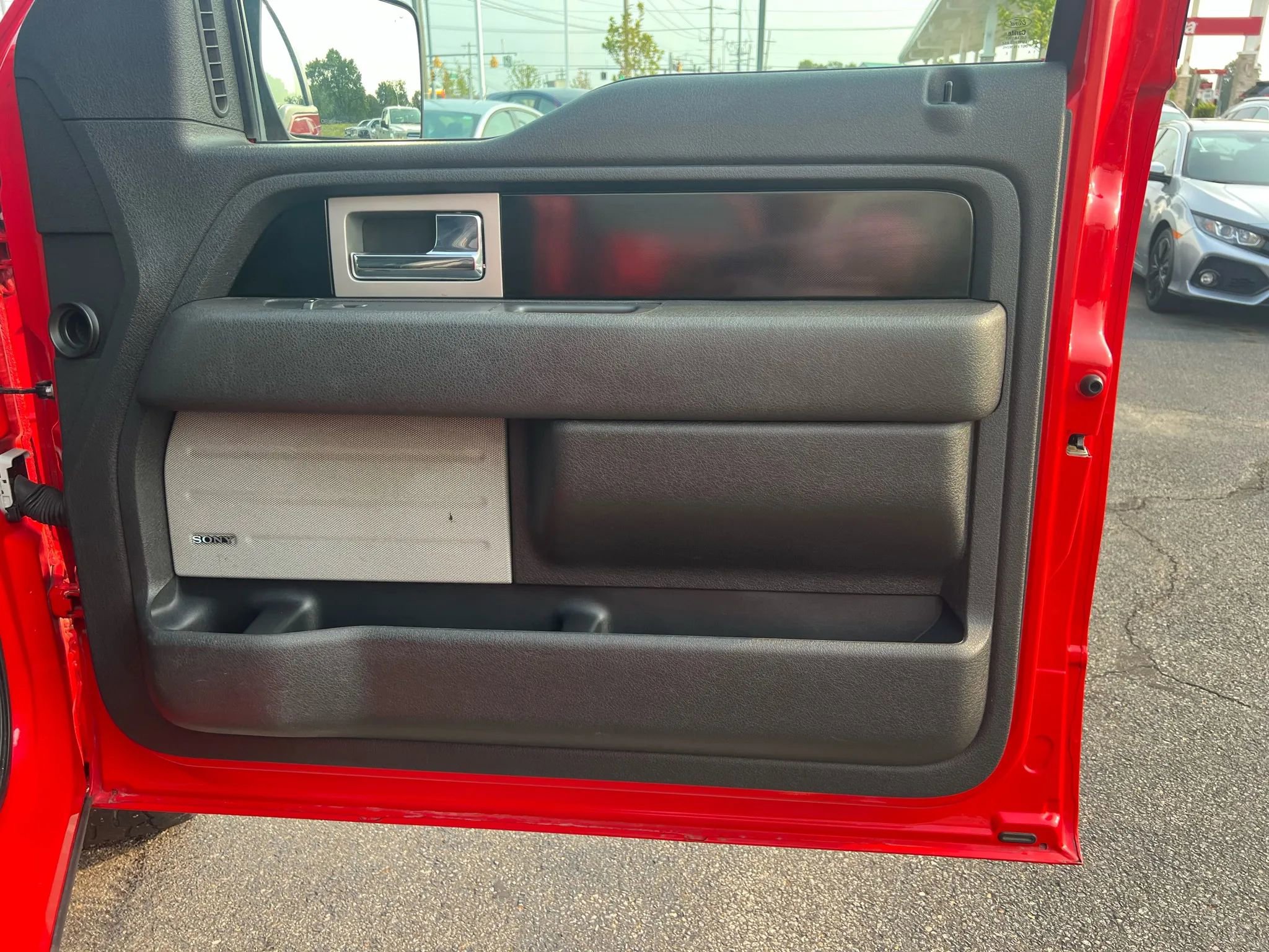 Used 2012 Ford F150 FX4 w/ FX Luxury Pkg AWD/4WD image 32