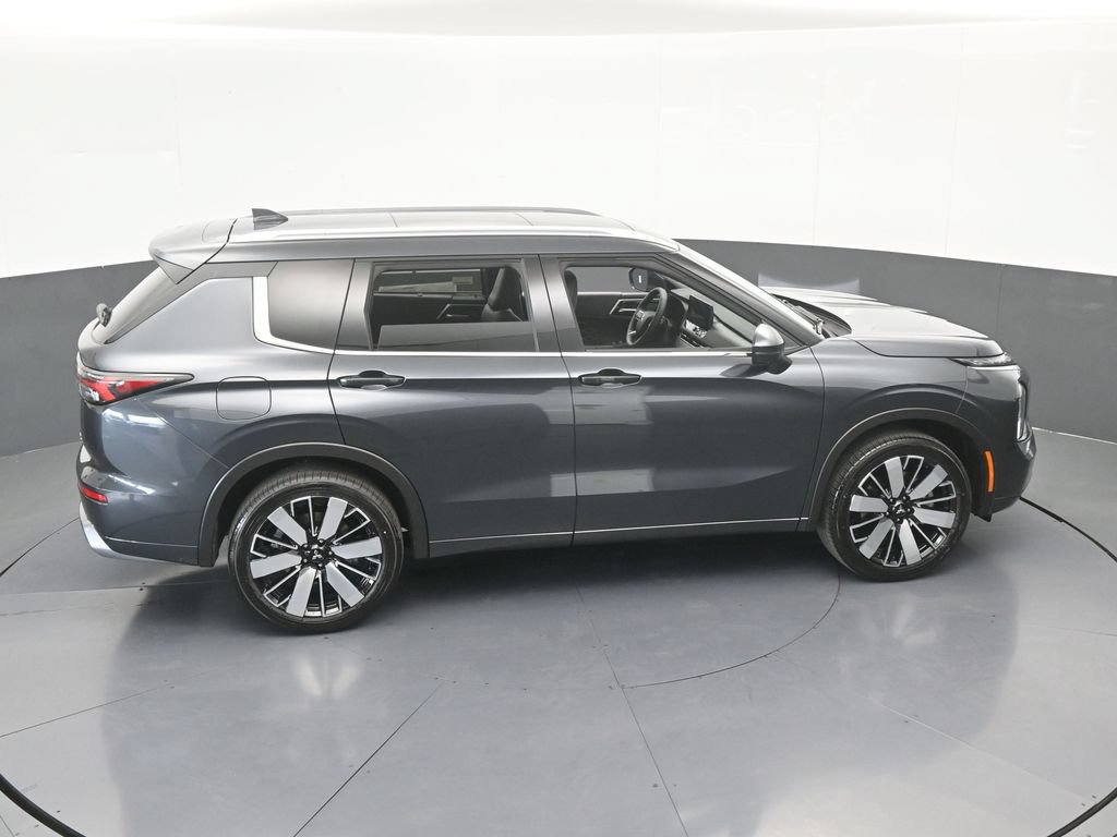 New 2026 Mitsubishi Outlander SEL FWD image 58