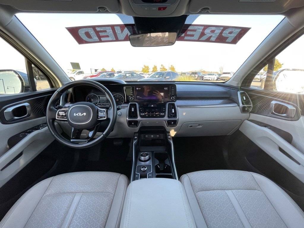 Used 2022 Kia Sorento S image 30