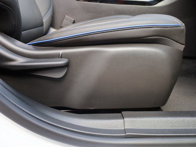 Certified 2026 Buick Envista Sport Touring w/ Convenience I Package FWD image 9