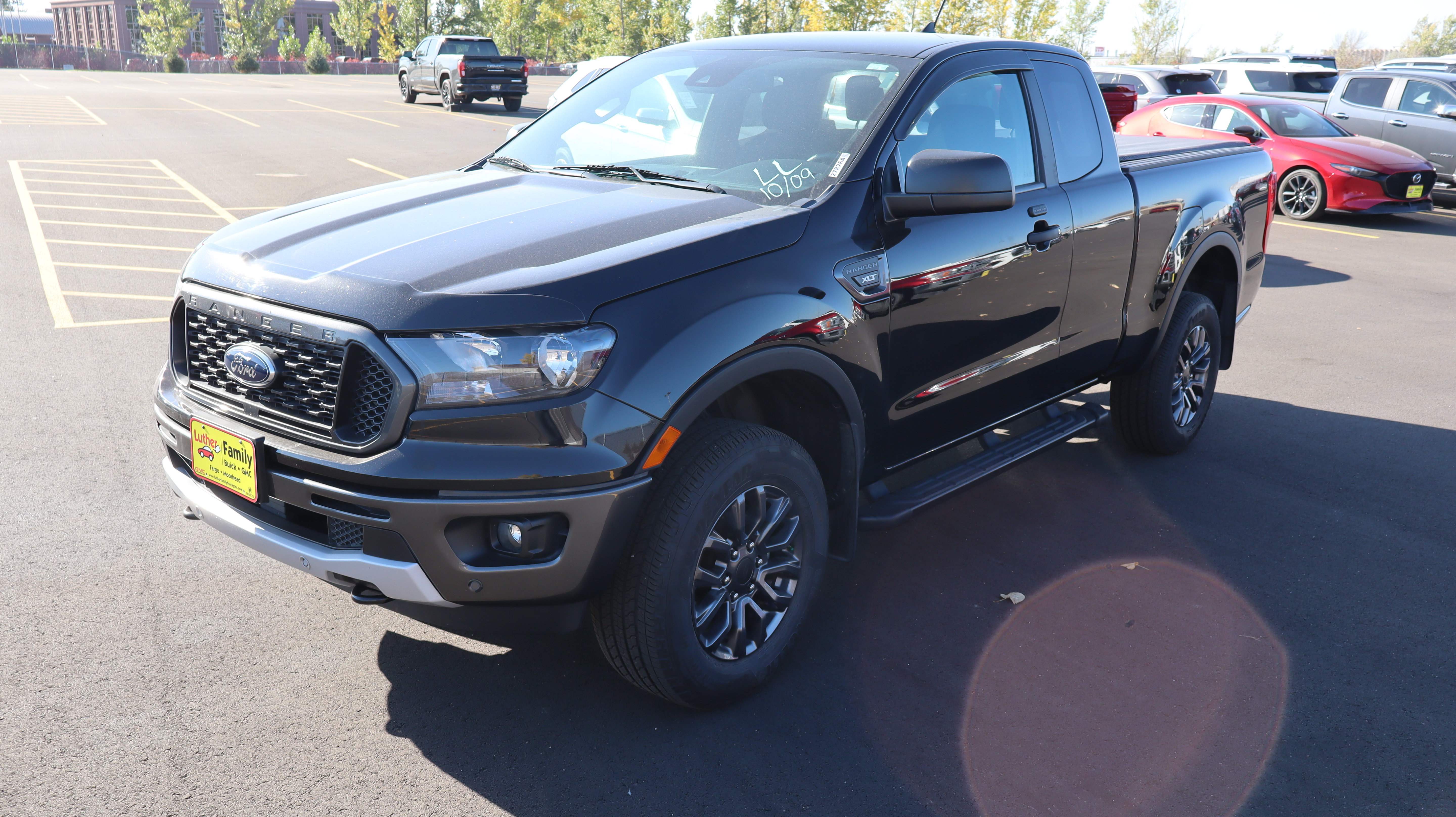 Used 2021 Ford Ranger XLT w/ Equipment Group 301A Mid AWD/4WD image 3