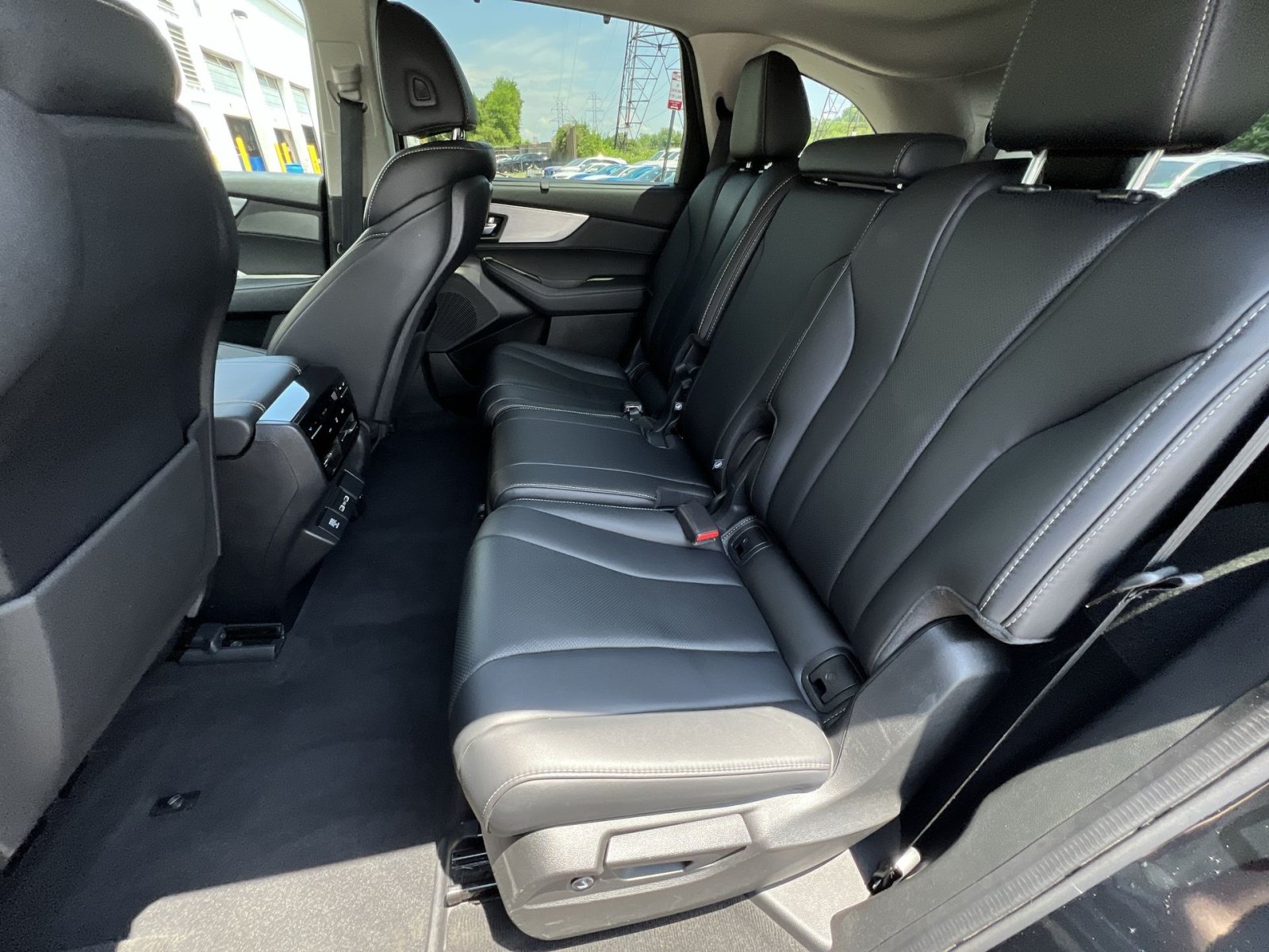 Certified 2023 Acura MDX SH-AWD w/ Technology Package image 5