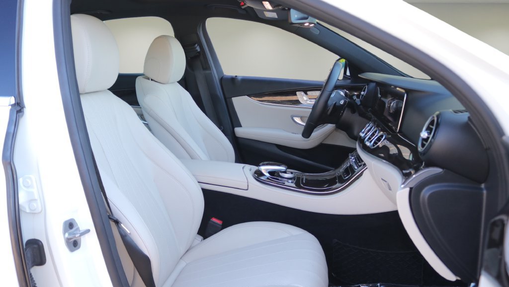 Used 2020 Mercedes-Benz E 350 Sedan image 17