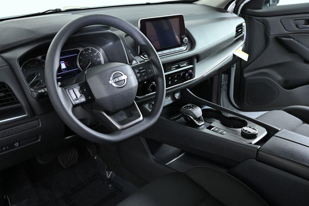 Certified 2025 Nissan Rogue S AWD/4WD image 11