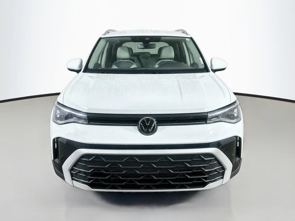 Used 2025 Volkswagen Taos SE FWD video 2