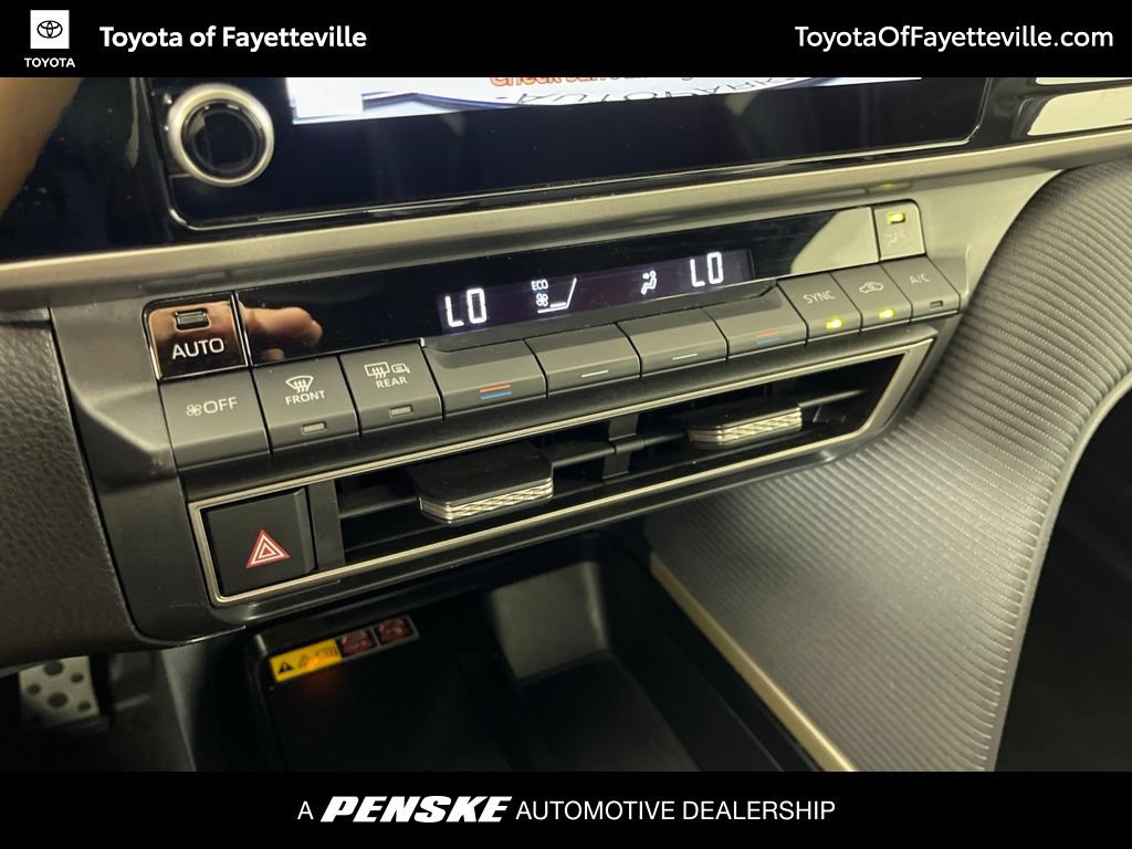 Certified 2025 Toyota Camry SE FWD image 30