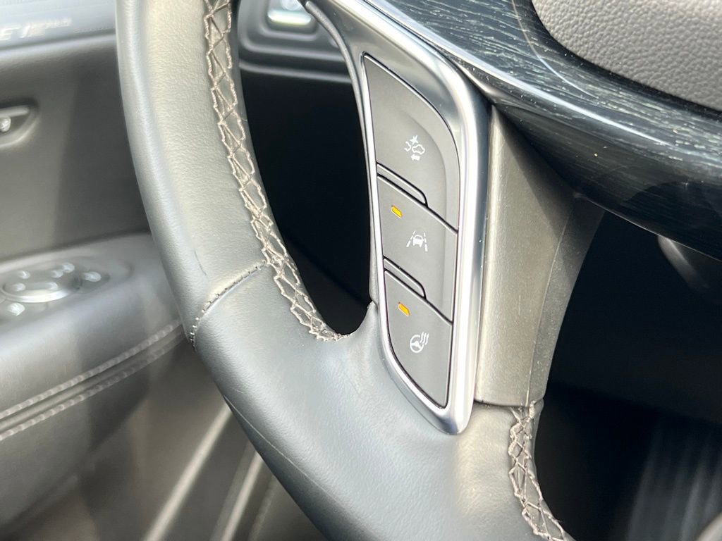 Certified 2025 Cadillac XT5 Premium Luxury image 32