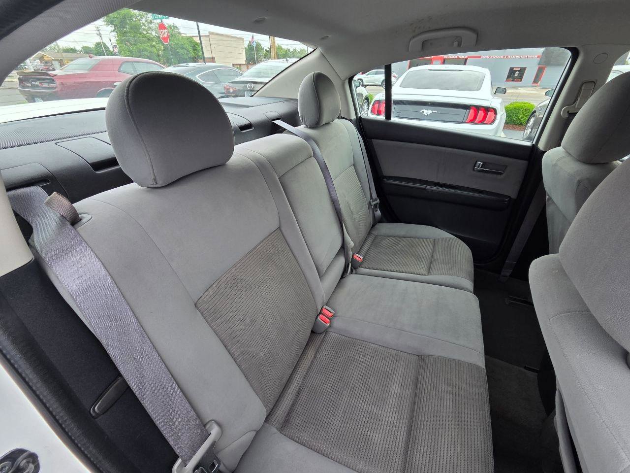 Used 2012 Nissan Sentra 2.0 SR FWD image 17