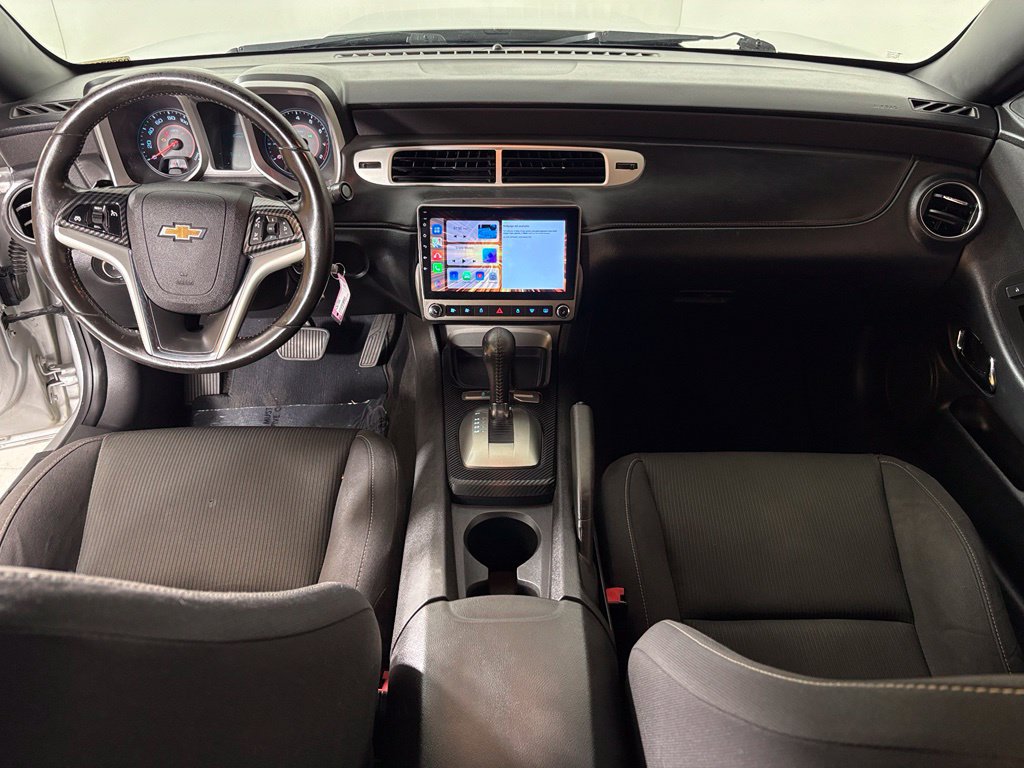 Used 2015 Chevrolet Camaro LT RWD image 28