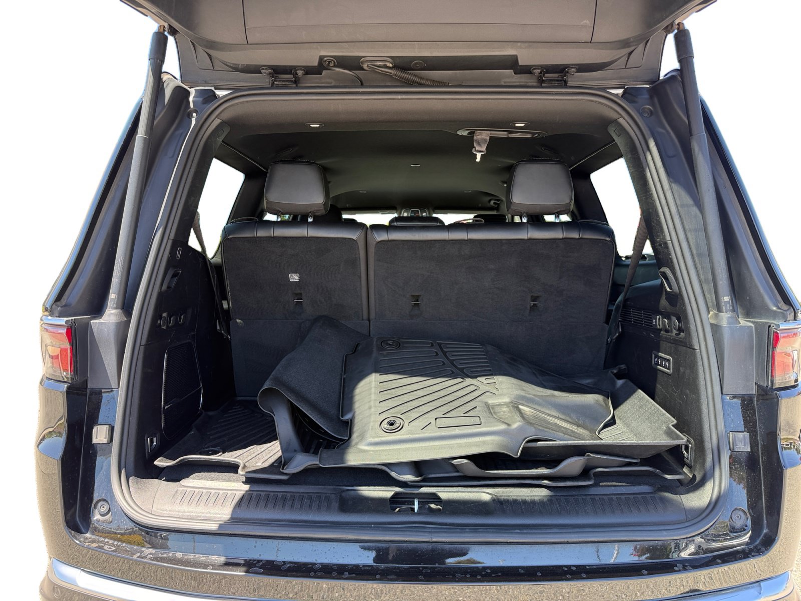 Used 2022 Jeep Wagoneer Series III AWD/4WD image 17
