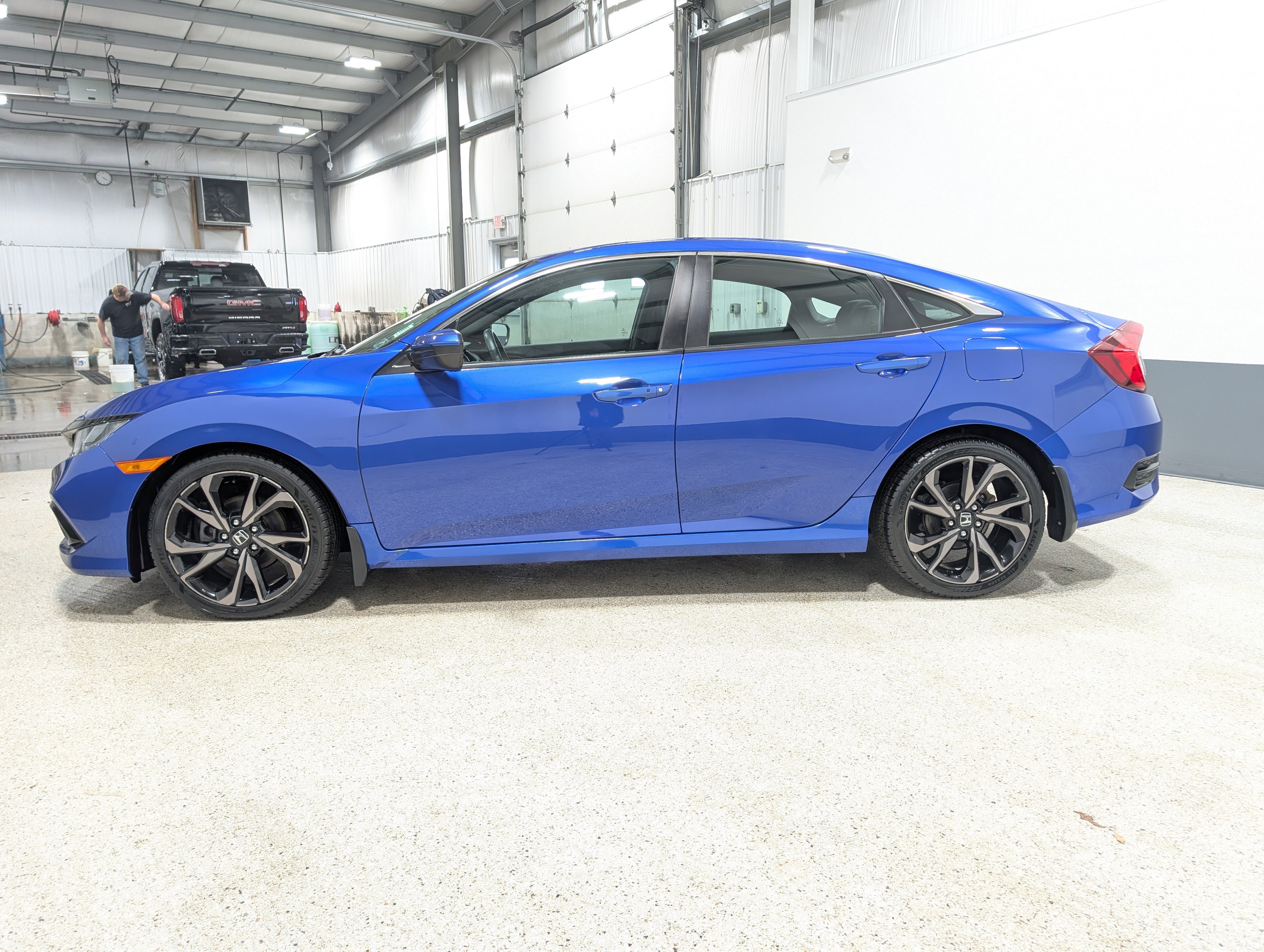Used 2020 Honda Civic Sport image 6