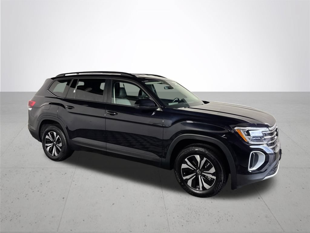 Certified 2025 Volkswagen Atlas SE AWD/4WD image 6