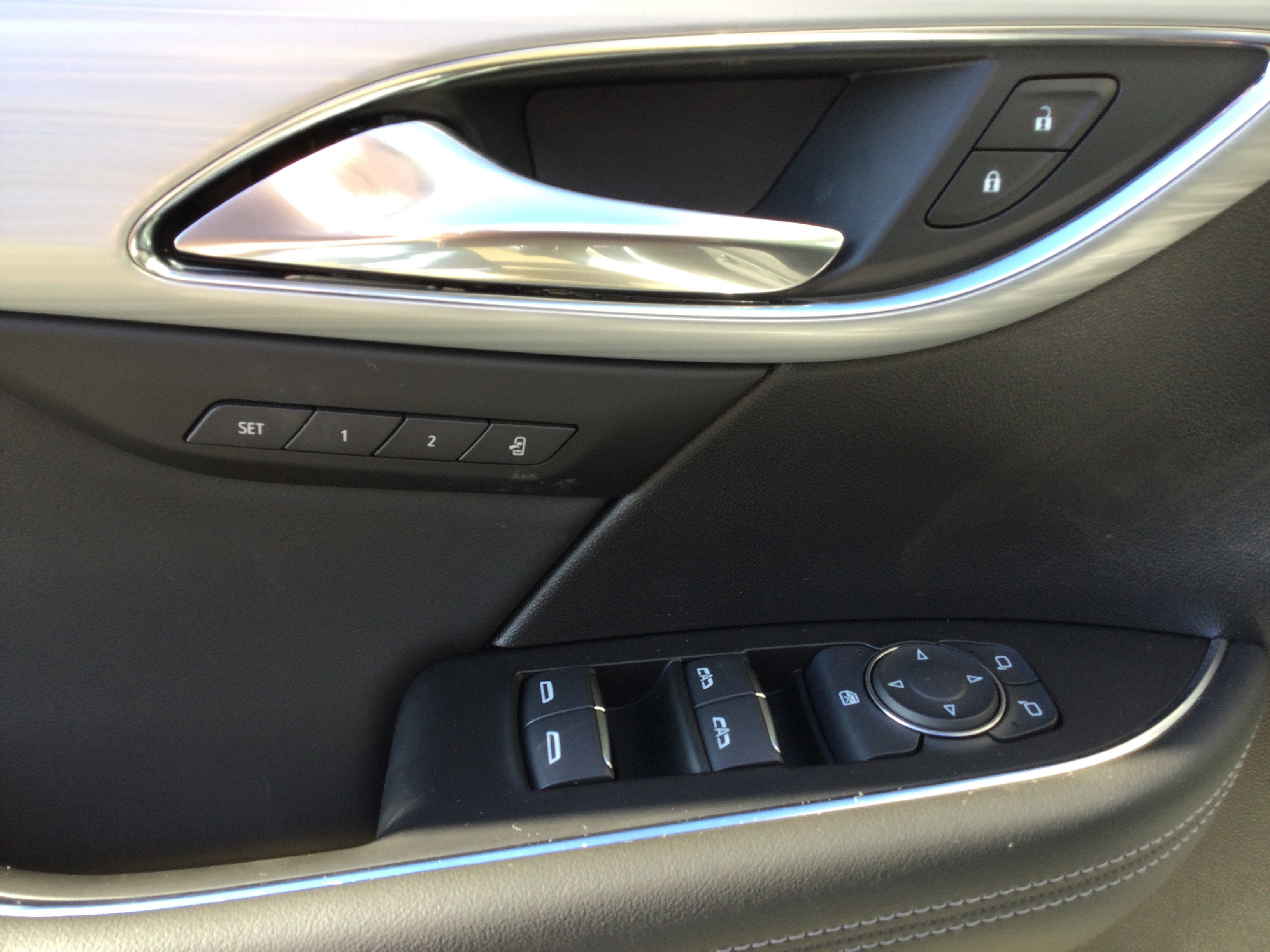 New 2026 Buick Envision Avenir image 9