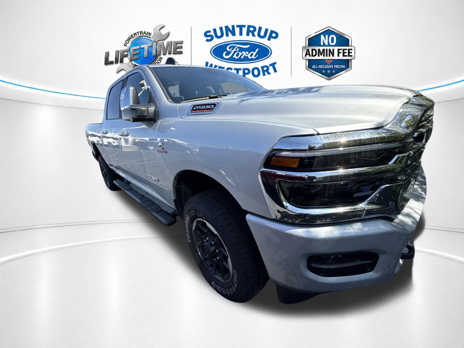 Used 2026 RAM 2500 Laramie AWD/4WD image 11