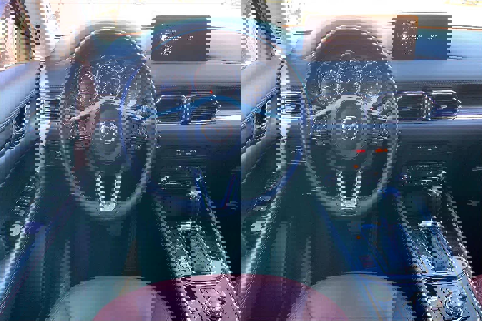 Used 2021 MAZDA CX-5 Carbon Edition image 5