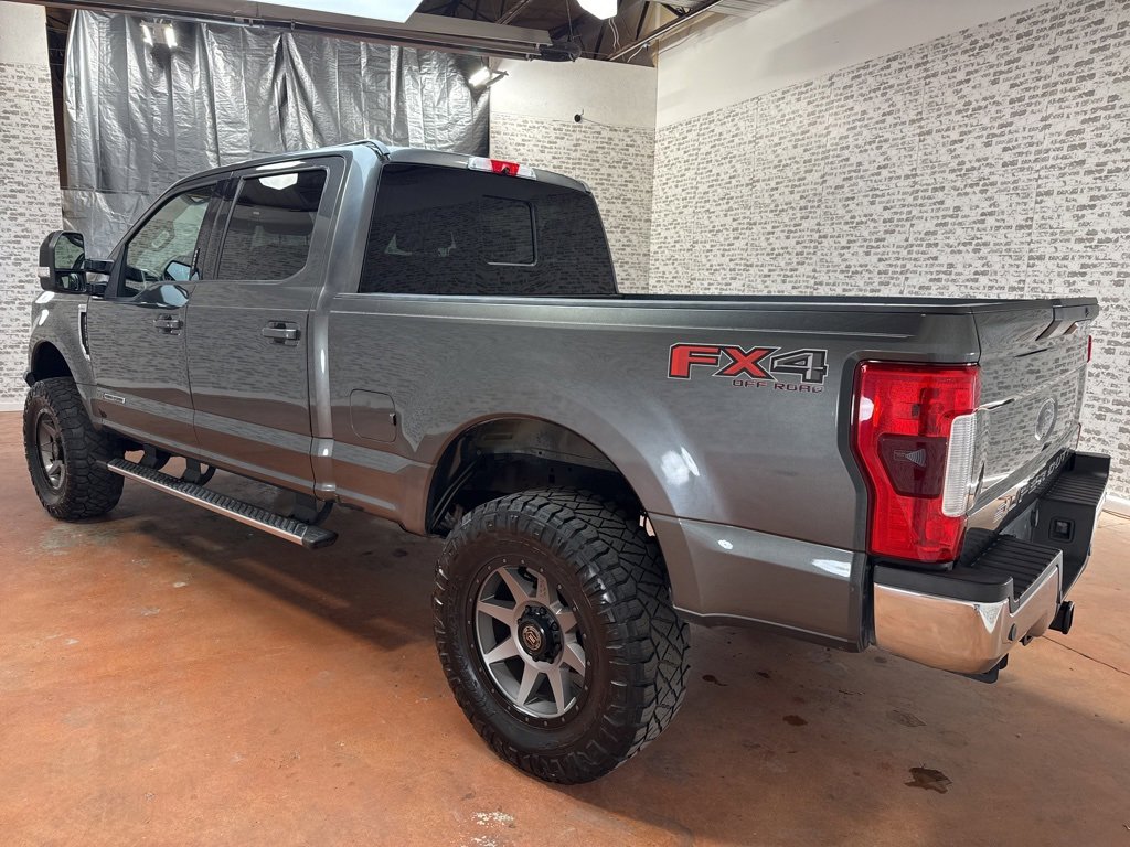 Used 2017 Ford F250 Lariat w/ Lariat Value Package image 5