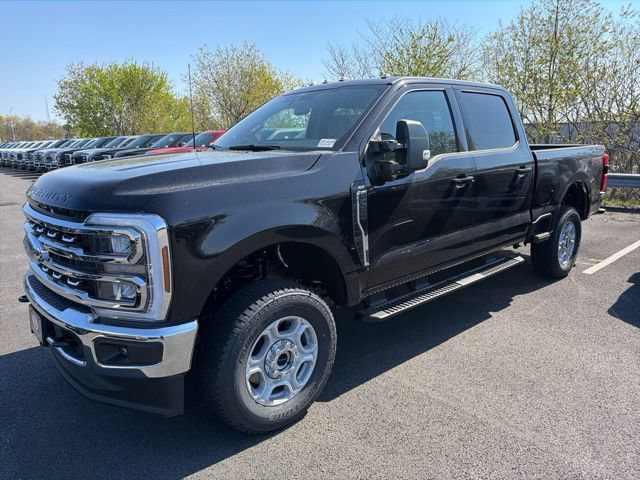 New 2026 Ford F250 XLT w/ XLT Premium Package AWD/4WD image 7