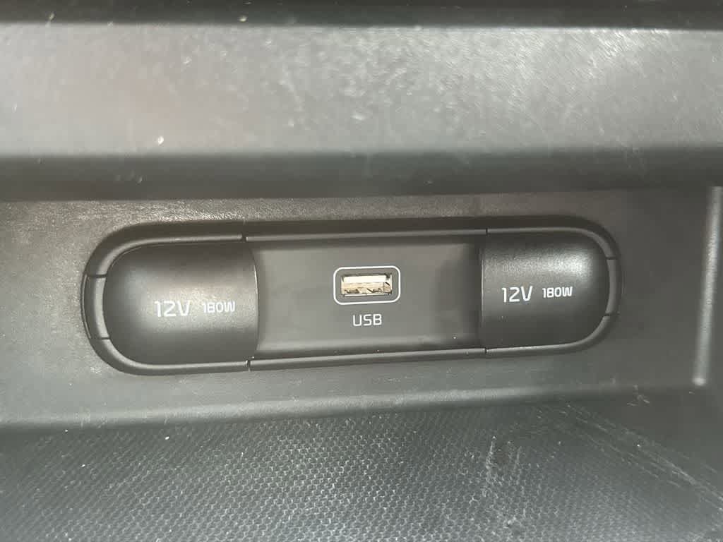 Certified 2024 Kia Seltos LX image 17