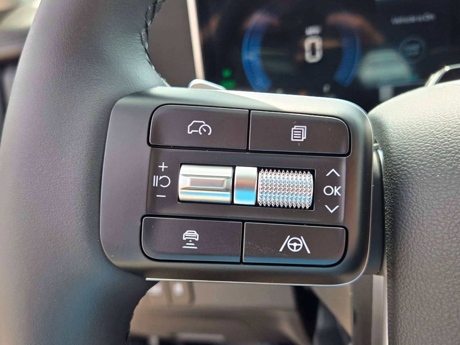 New 2026 Hyundai Santa Fe SEL FWD image 24