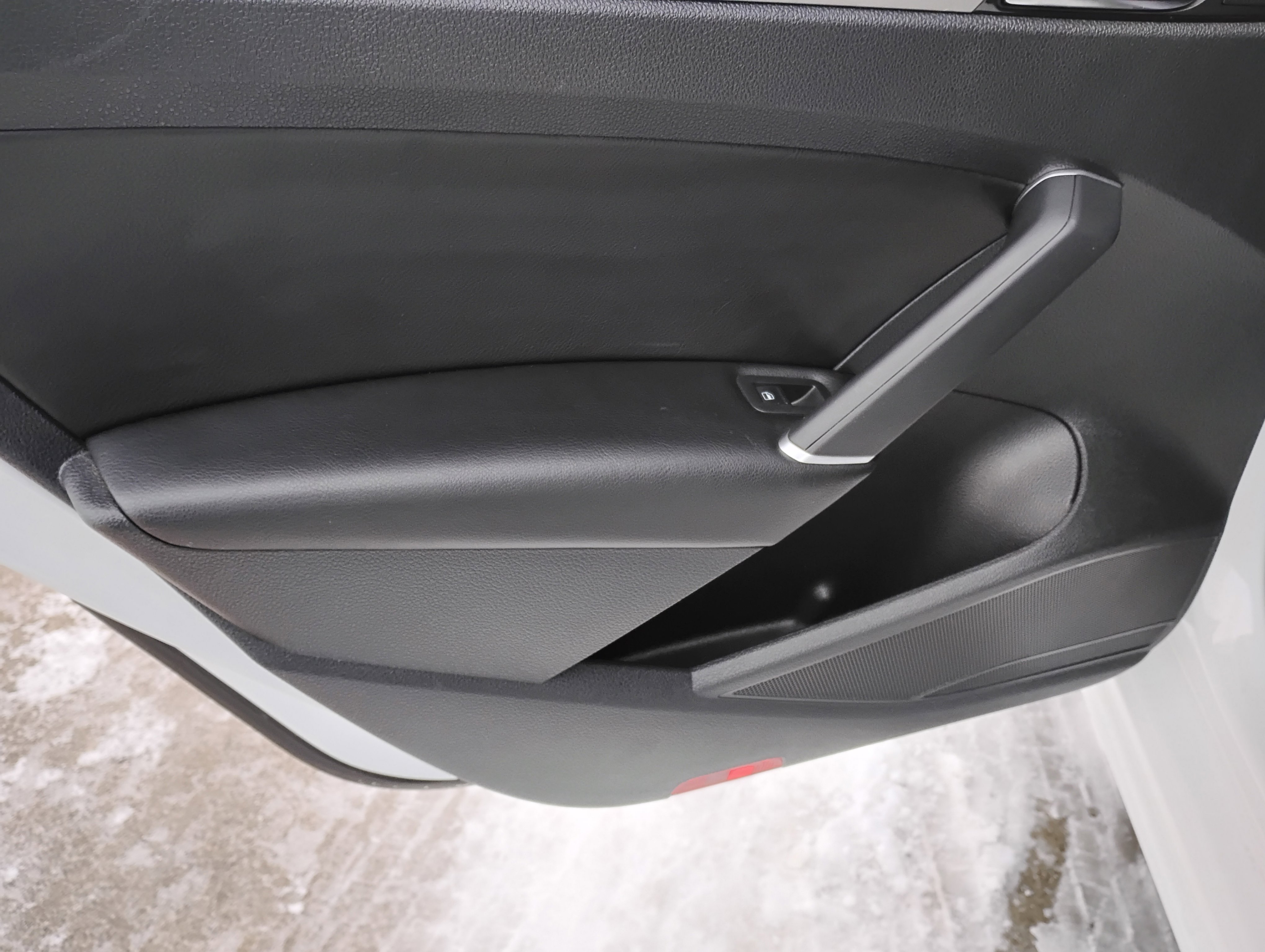 Used 2021 Volkswagen Passat 2.0T SE image 14