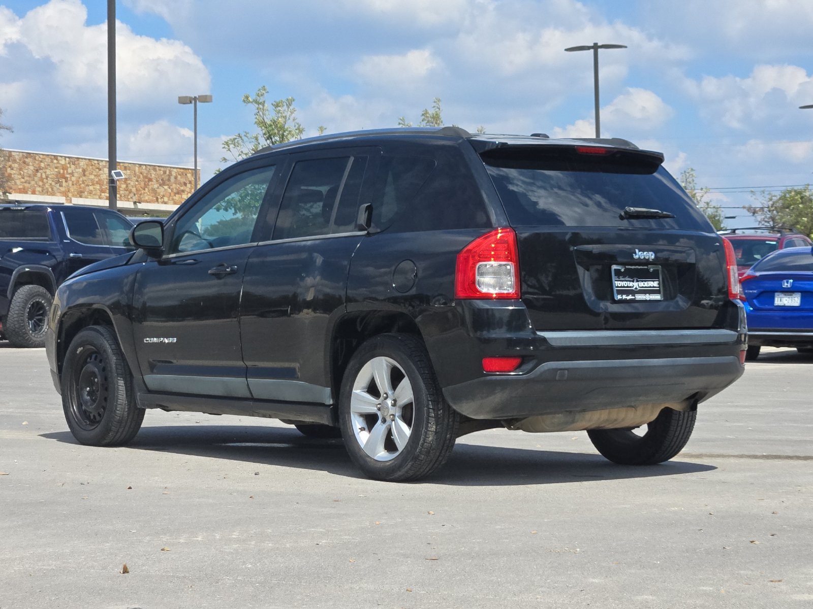 Used 2012 Jeep Compass Sport FWD image 3