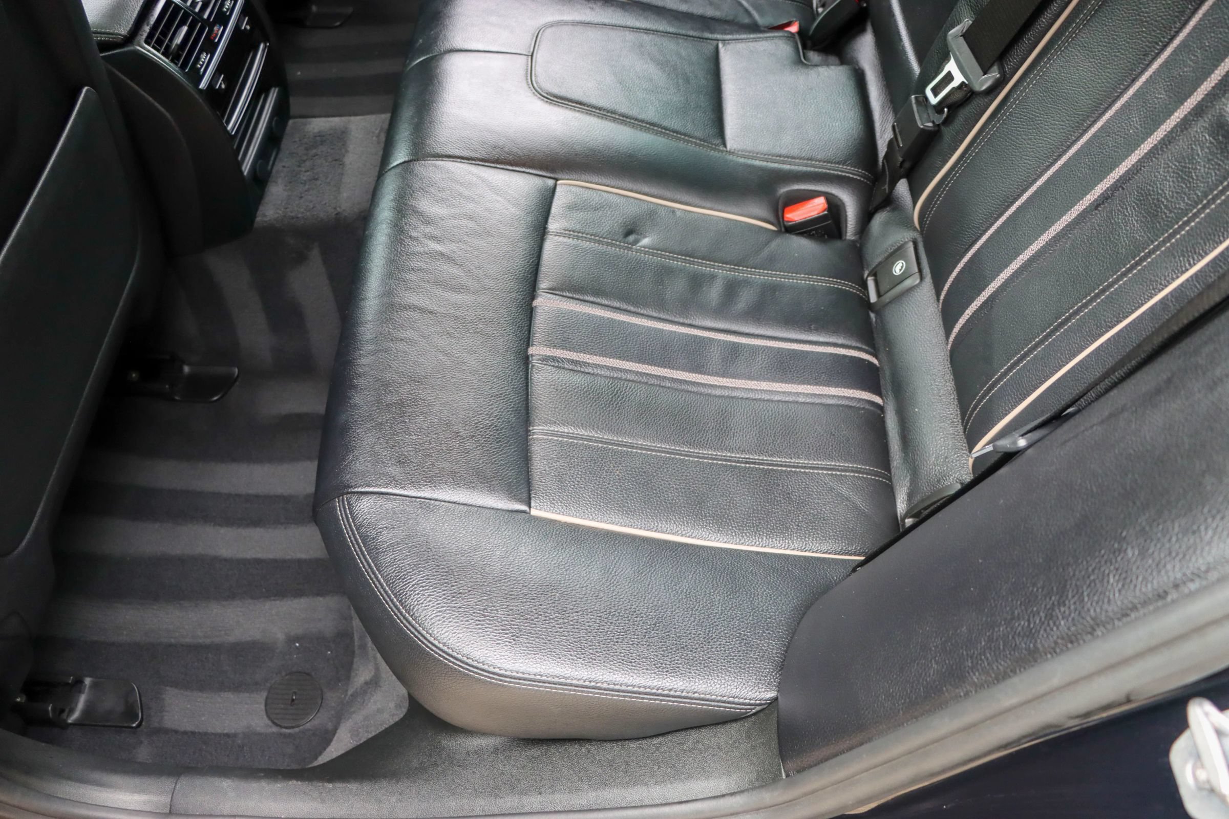 Used 2017 BMW 540i RWD image 18