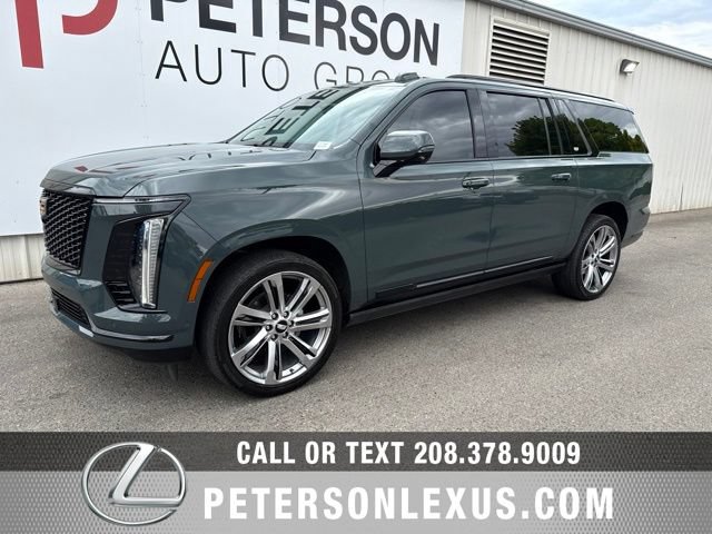 Used 2025 Cadillac Escalade ESV Sport w/ Touring Package AWD/4WD image 8