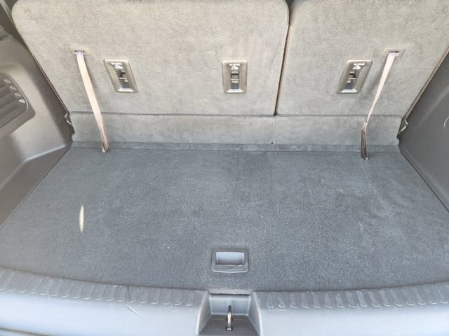 Used 2025 GMC Acadia Elevation image 32