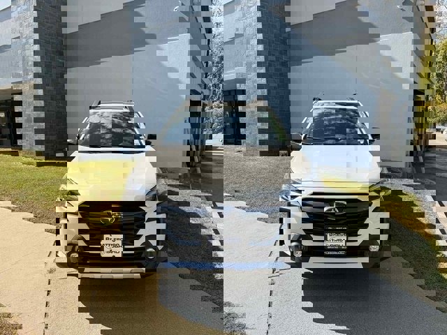 New 2025 Subaru Outback Limited image 11