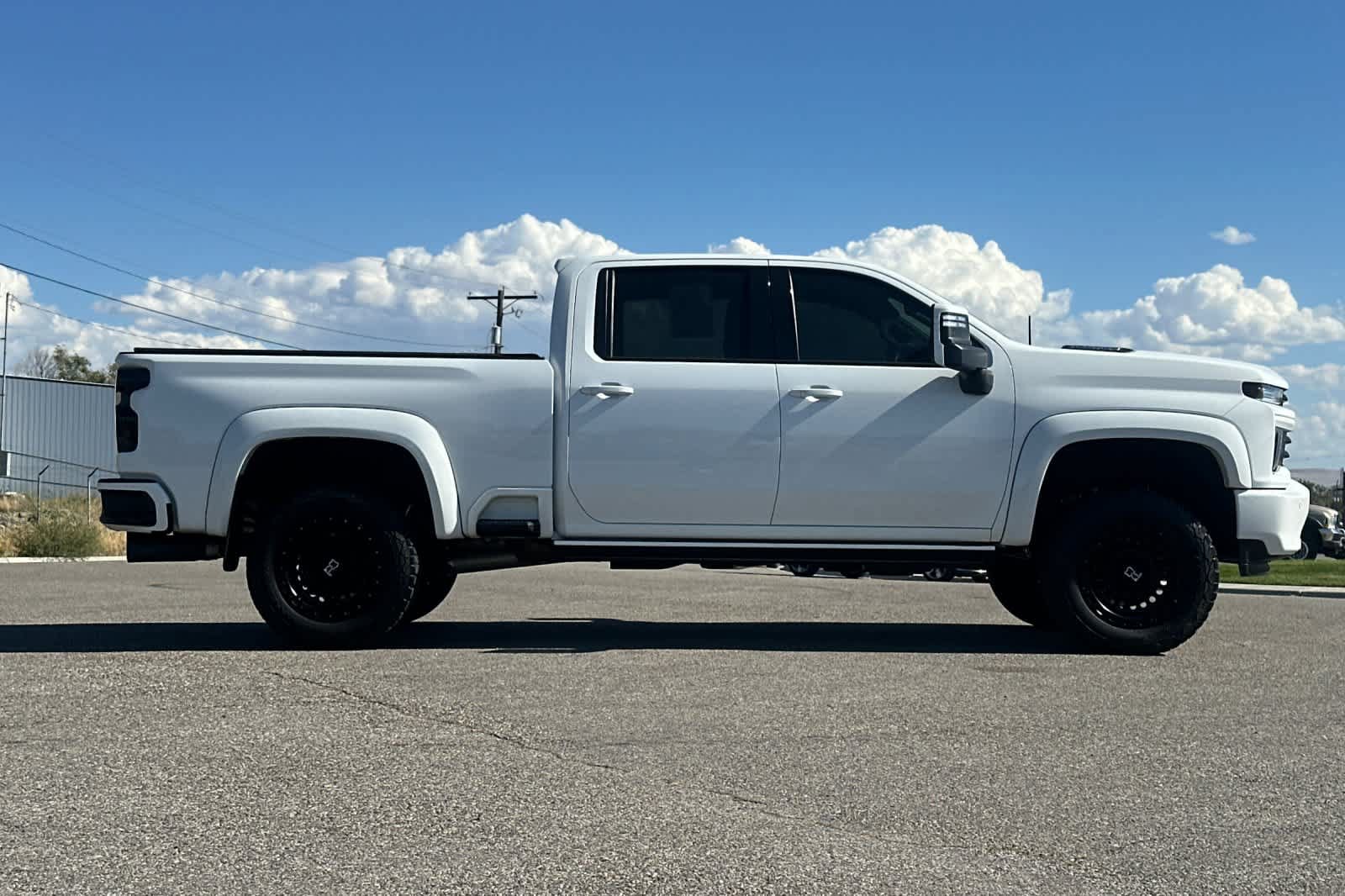 Used 2022 Chevrolet Silverado 2500 High Country w/ Z71 Off-Road Package AWD/4WD image 8