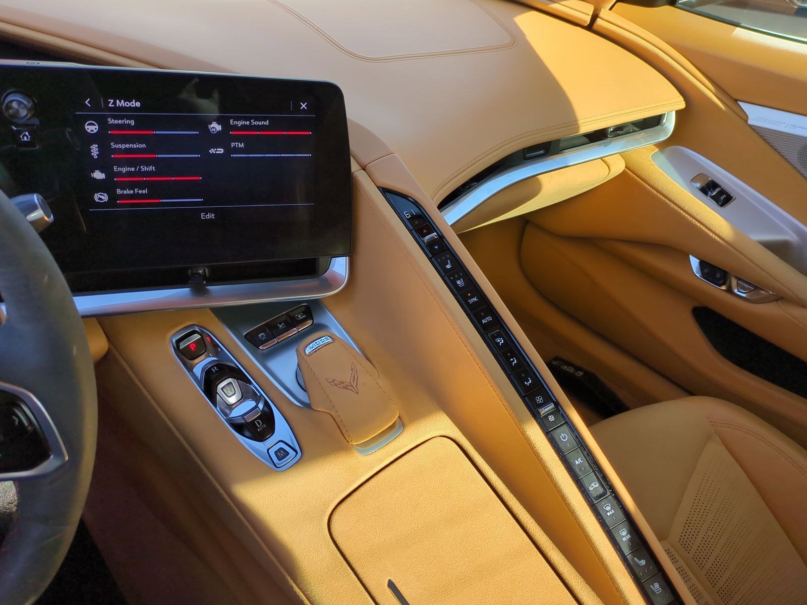 Used 2021 Chevrolet Corvette Stingray Premium Conv w/ Z51 Performance Package image 30