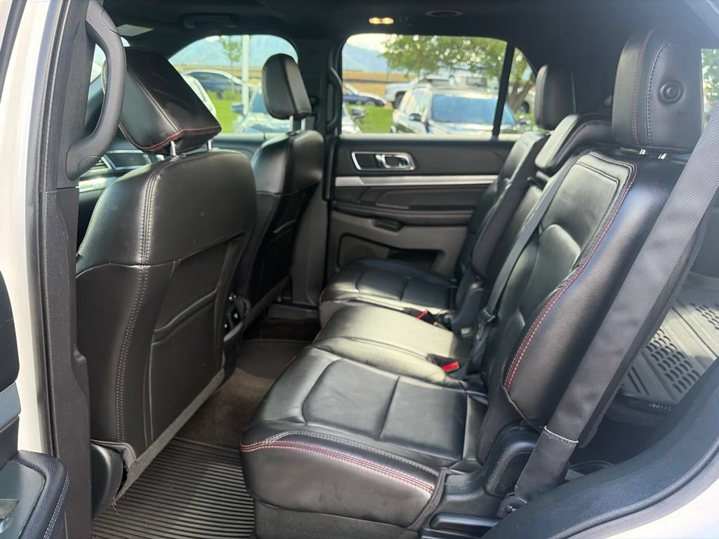 Used 2018 Ford Explorer Sport w/ Equipment Group 401A AWD/4WD image 22