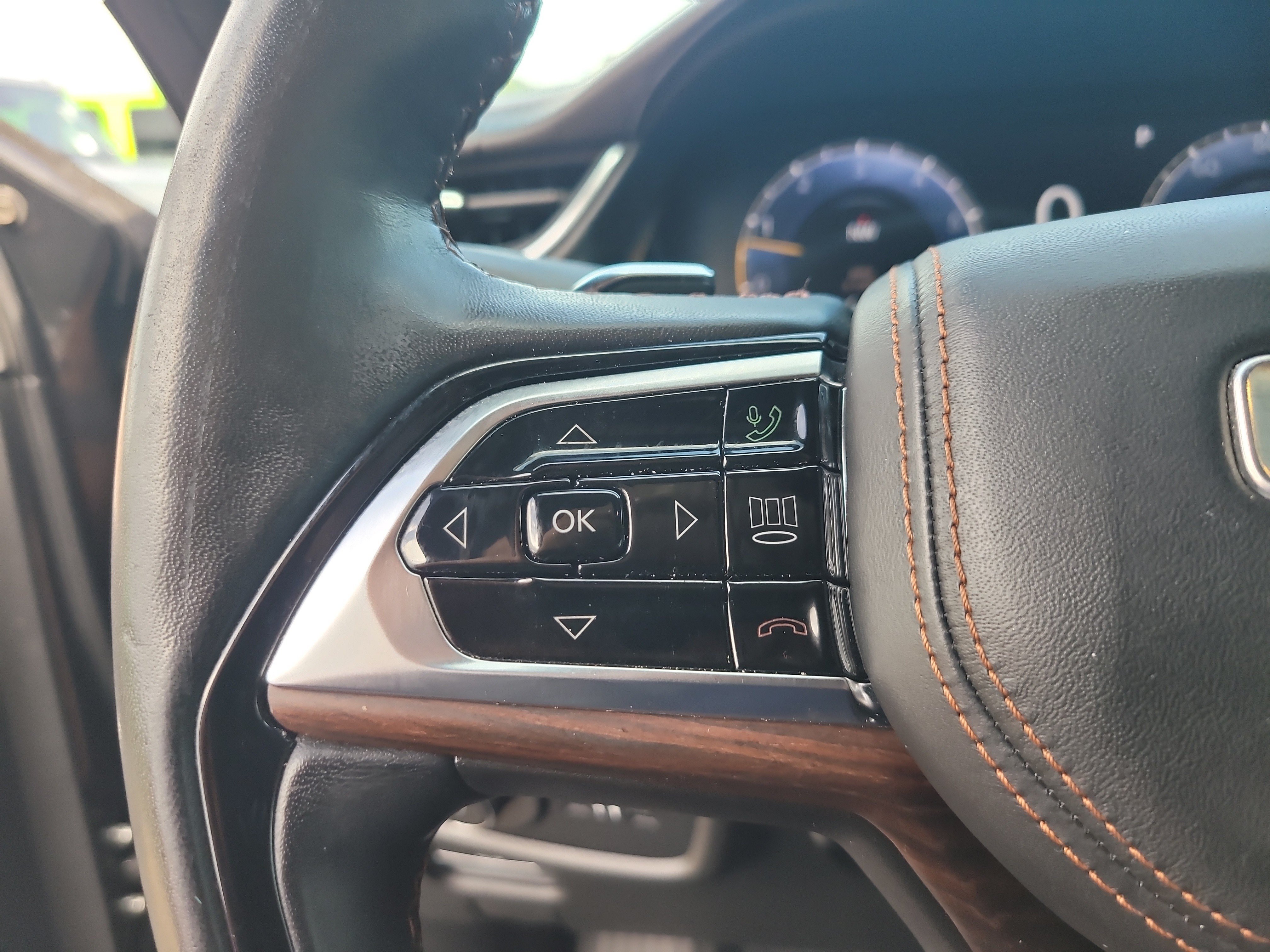 Used 2021 Jeep Grand Cherokee L Summit w/ Advanced Protech Group IV AWD/4WD image 29
