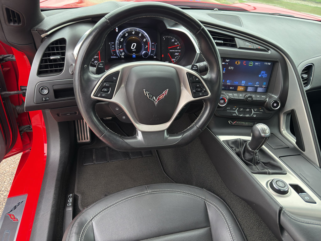 Used 2018 Chevrolet Corvette Stingray Convertible w/ 1LT RWD image 12